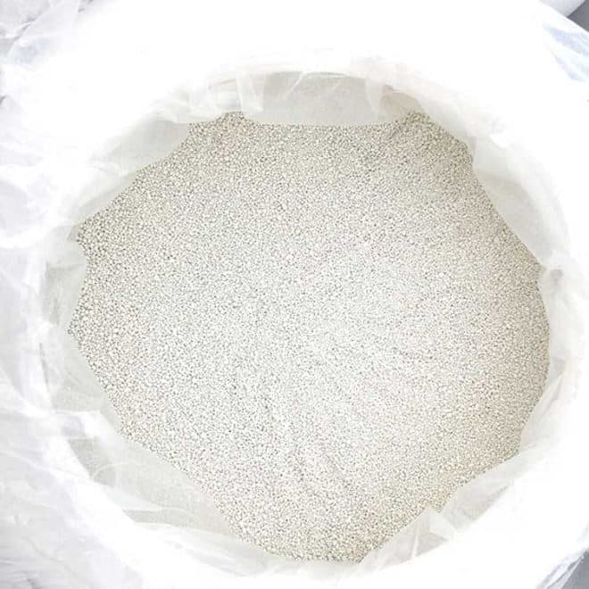 A container of refined sodium process bleaching powder.